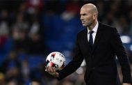 Chiến thuật “lập dị” của Zidane