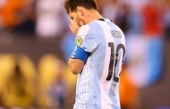 HLV Argentina chia sẻ tin sốc về tương lai của Messi