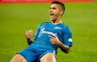 Leandro Paredes bị chê lắm mồm