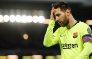 Lại mất Champions League, Messi đòi BLĐ Barca đuổi cổ 3 cái tên