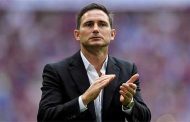 Chelsea ngập ngừng chuyện bổ nhiệm Lampard làm huấn luyện viên