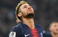 Neymar đang kéo sự nghiệp đi xuống vì tính trẻ con?